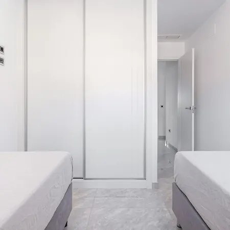 Sunset Waves Siesta شقة بينايدورم