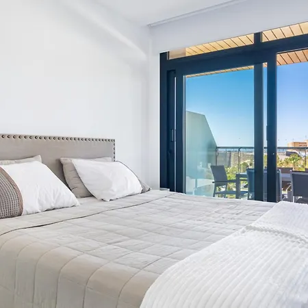 Sunset Waves Siesta شقة بينايدورم