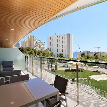 Sunset Waves Siesta * بينايدورم